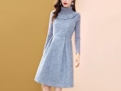 蓝色假两件连衣裙女冬季中长款针织高领A字裙子